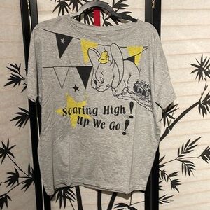 Disney X Uniqlo Dumbo tee M size